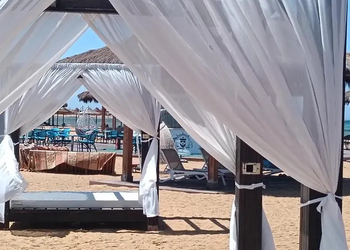 شاليه Bluebay Families Only مارسيليا بلوباي *