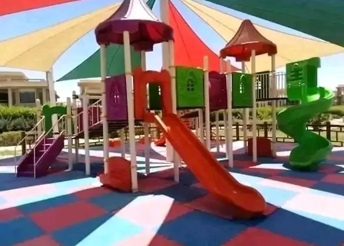 Bluebay Families Only مارسيليا بلوباي شاليه *